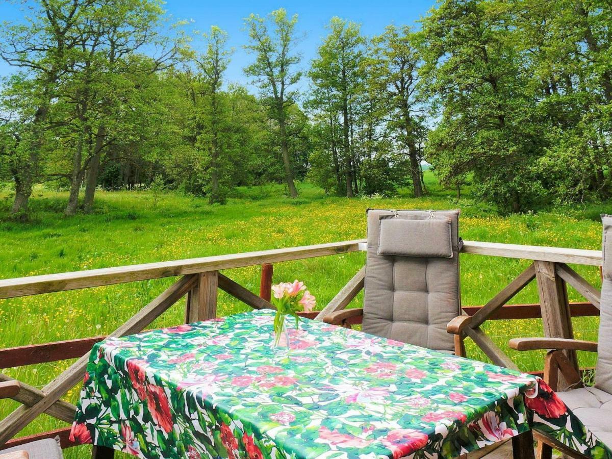 4 Person Holiday Home In G Tene Götene Esterno foto